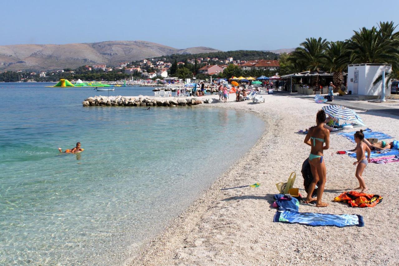 Apartments With A Parking Space Okrug Gornji, Ciovo - 13859 Trogir Exterior foto