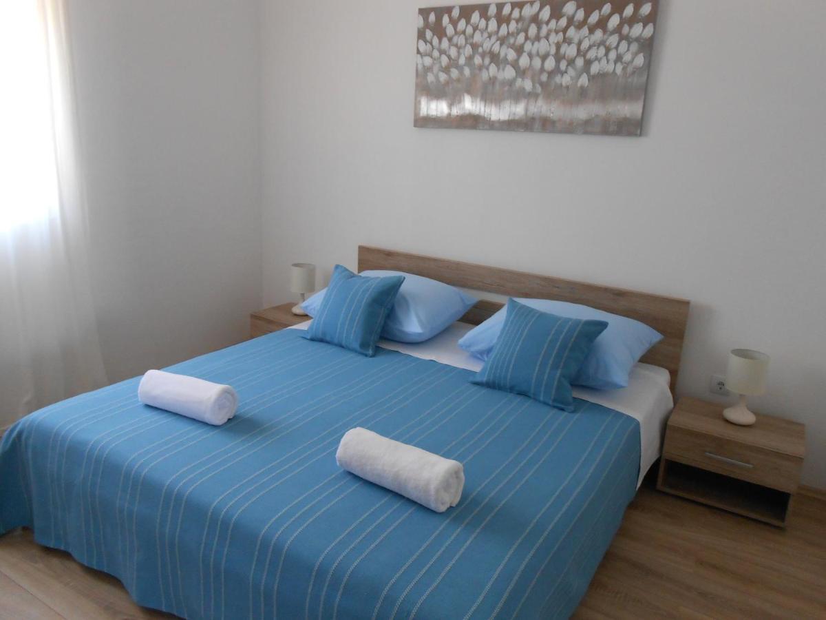 Apartments With A Parking Space Okrug Gornji, Ciovo - 13859 Trogir Exterior foto