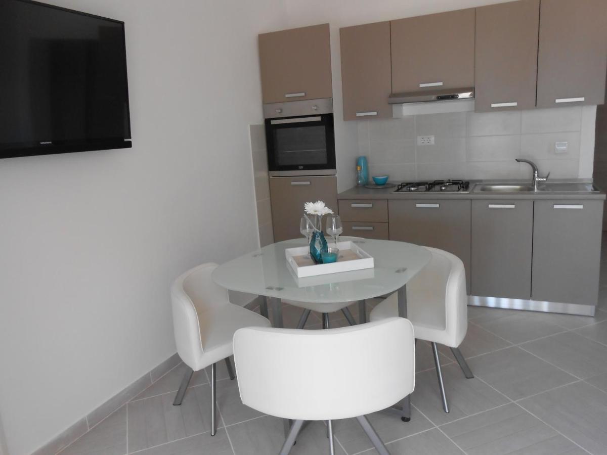 Apartments With A Parking Space Okrug Gornji, Ciovo - 13859 Trogir Exterior foto